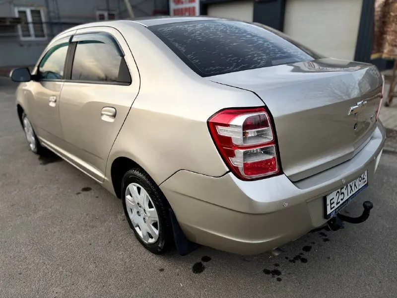 Шевроле кобальт 2013г 1.5 акпп автомат aisin двигатель, ходовая, акпп в отличном состоянии, кузов и днище не гнилое не ржавое! есть косметические окрасы без серьезных дтп выглядит очень хорошо для 2013г. комплектация кондиционер эл стеклоподъемники гидро усилитель руля подогрев сидений магнитола с блютуз сигнализация с автоподзаводом 2 ключа резина зима лето! фаркоп! г. мариуполь цена 630т +79497309912 документы в полном порядке - фотография - 5