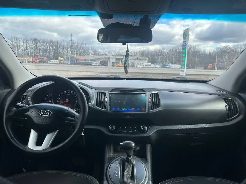 🚗🅰️🅰️киа спортедж 📅год выпуска: 2013 📦кпп: автомат ⚙️двигатель:2.0л 💴цена: 1.150т₽ 🗺️пробег:170.000 км объем 2.0 -полностью обслужена -усилитель руля -4 эл стеклоподъёмника - зеркала с подогревом и эл складыванием -датчик света -датчик дождя -мультируль -акустика, aux, usb -камера задниго вида - подушки безопасности (airbag), abs, esp. звоните: +79495206779 +7-949-8307562 +79494660985 - фотография - 7