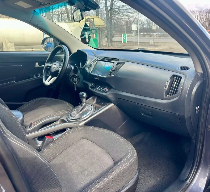 🚗🅰️🅰️киа спортедж 📅год выпуска: 2013 📦кпп: автомат ⚙️двигатель:2.0л 💴цена: 1.150т₽ 🗺️пробег:170.000 км объем 2.0 -полностью обслужена -усилитель руля -4 эл стеклоподъёмника - зеркала с подогревом и эл складыванием -датчик света -датчик дождя -мультируль -акустика, aux, usb -камера задниго вида - подушки безопасности (airbag), abs, esp. звоните: +79495206779 +7-949-8307562 +79494660985 - фотография - 8