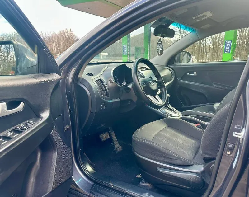 🚗🅰️🅰️киа спортедж 📅год выпуска: 2013 📦кпп: автомат ⚙️двигатель:2.0л 💴цена: 1.150т₽ 🗺️пробег:170.000 км объем 2.0 -полностью обслужена -усилитель руля -4 эл стеклоподъёмника - зеркала с подогревом и эл складыванием -датчик света -датчик дождя -мультируль -акустика, aux, usb -камера задниго вида - подушки безопасности (airbag), abs, esp. звоните: +79495206779 +7-949-8307562 +79494660985 - фотография - 9