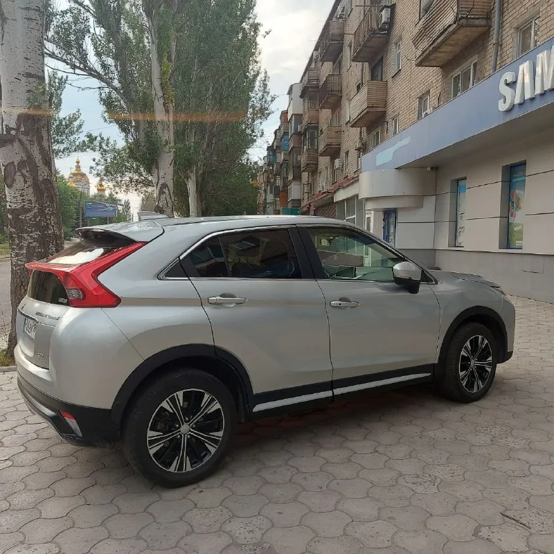 Mitsubishi eclipse cross 2019 года. ✅японская сборка. ✅в рф одна владелица 2,5 года. ✅полный привод. 1,5 турбо. ✅комплектация sel. кожаный салон, климат контроль, слепые зоны, камера 360, проекция на стекло и т. д. ✅пробег на сейчас 78 т. км. ✅цена 2 180 т. руб. донецк. т. +7949-424-81-66 - фотография - 2