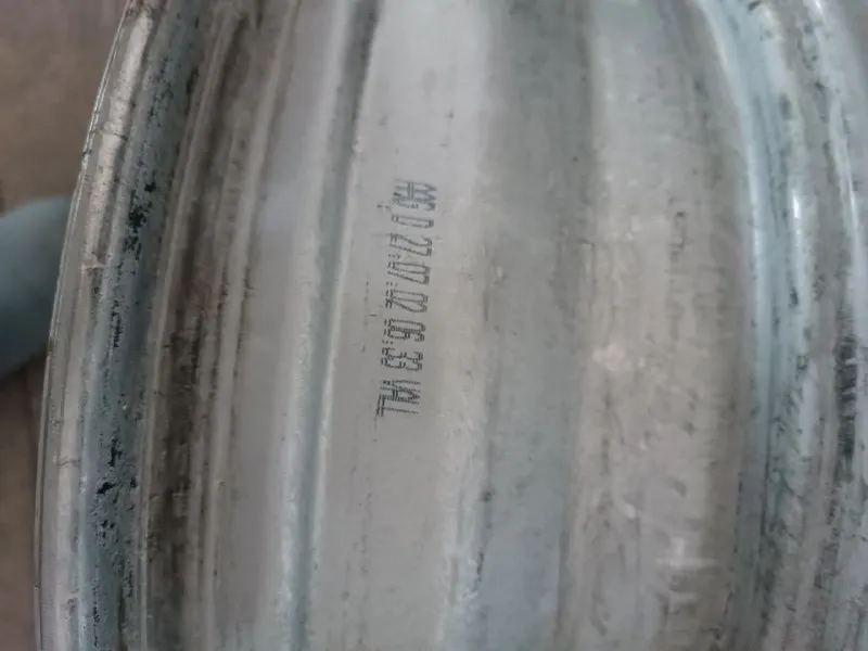 Продам б/у диски оригинал mercedes amg r-18. состояние отличное. цена комплекта 50 000 рублей. г. лу... - фотография