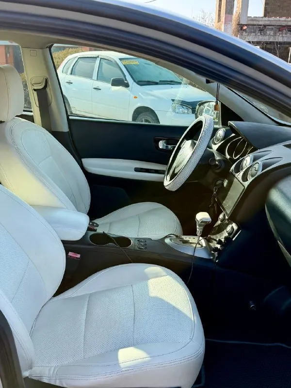 Продам nissan qashqai 2007 года 2.0 вариатор двигатель работает исправно ✅ кпп тоже работает отлично 👌 по ходовой части без вложений ❗ не давно установил новые литые диски и новую резину!!!! по машине работает всё исправно 👍 как говорится сел и поехал) по документам кристально чистая машина!!!! осмотр: макеевка цена:785.000 руб тел:+79495061011 тел:+79490416591 - фотография - 5