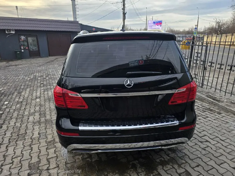 Mercedes-benz gl350 cdi 4 matic год выпуска 2013 дизельный 258 л. с. пробег 235 000 км цена 3 500 000 рублей стоит зимняя резина 1 сезон на дисках r18, в комплекте новая летняя резина на дисках r20 авто в отличном состоянии авто находится в г. донецк, днр +79497321929 - фотография - 5