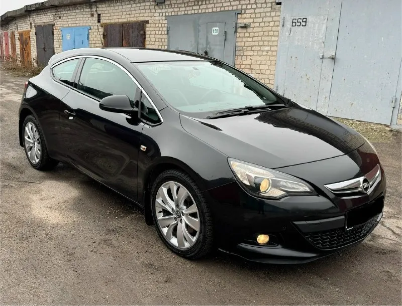 Продам! opel astra gts 2012 г. 1.4л. (140 л/с) коробка ат(автомат) - 6 ступенчатый ! родной пробег 180.000 тыс. один владелец! обслуживалась до 2022 г. у официального дилера ! хорошая комплектация ! авто в отличном состоянии как внешне так и технически ! без вложений ! мотор, коробка, ходая, (на отлично ) ! 10.10.2024 было проведение большое то ! заменили : цепь, фазики, помпа, масла, антифриз и тд… ! всегда все менялось вовремя ! чистый аккуратный, не курящий салон кожа-ткань. -линзованная оптика -круиз контроль -климат контроль -паркторник задний ( заводской) -парктроник передний ( заводской) -мульти руль -музыка bluetooth аux -бортовой компьютер -диски r-18 резина зима -подогрев сидений -полный комплект ключей - 2 шт. 🔑 -авs, esp -безопасность 6 подушек готов на любые проверки!автомобиль находится в горловке. цена: 1.065.000тыс. торг возле авто ! тел: +7-949-522-89-63 или +7-929-613-79-93 max, telegram. 📞 звоните: +7(949)5228963 - фотография - 2