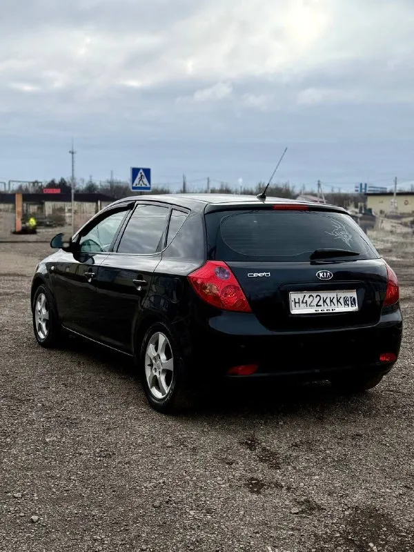 Продам kia ceed 2008г. В, пробег 189 т. Км, объем 1.6. Авто без дтп, двс, мкпп, подвеска, электрика - всё полностью исправно и работает штатно как и должно работать у полностью исправного автомобиля. Дно, пороги, арки без намека на ржавчину.
По комплектации - 4 эсп, цз, гур складные электро зеркала, авs, климат, мульти руль, обогрев зоны дворников, подогрев сидений, литые диски р16 и т. Д.
С чистой и прозрачной историей, без каких либо юридических проблем на хорошей зимней резине.
Цена 620 тыс руб
Телефон +79493135029 - фотография - 4