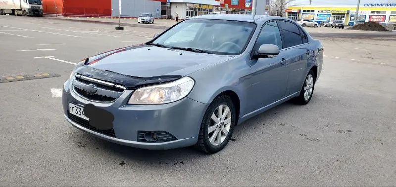 Продам шевролет эпику. 2011 год 2 л. бензин. механика. пробех 230000.. . в отличном состоянии без вложений вся в родне кроме 2 элементов 2 косметических окраса готов на любые проверки двигатель коробка ходовая всё в отличном состоянии масло не расходует от замены до замены по электрике работает каждая кнопка стекла все заводские остальная информация по телефону цена 700.000.. торг. . т + 7 949 003 60 29.. .т + 7 949 493 25 03.. . - фотография - 3