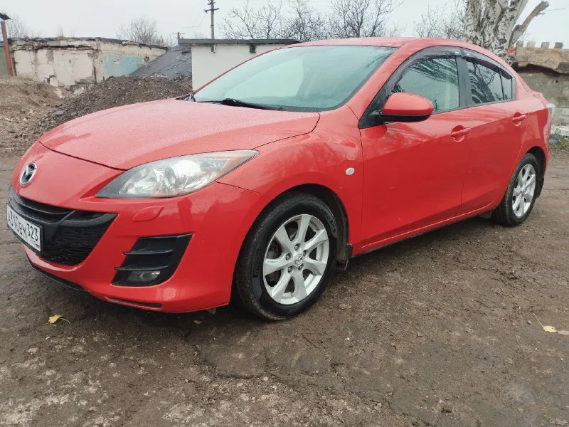 Mazda 3 mazda 3 год выпуска 2011 пробег 178 тысяч км. двигатель 1.6 в идеальном состоянии в идеально... - фотография