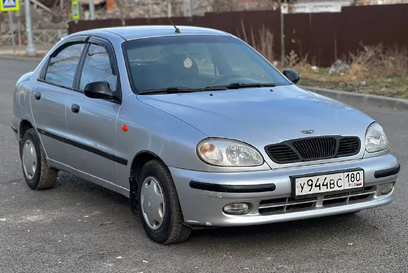 Продам автомобиль, daewoo sens, 2006 год, 1 хозяин в отличном состоянии вложений не требует вообще, двигатель коробка, в отличном состоянии, по ходовой части без нареканий, с документами порядок, пробег 93 тыс. , км. г мариуполь цена 207 000 руб торг на бак бензина. +79490908280 - фотография - 2