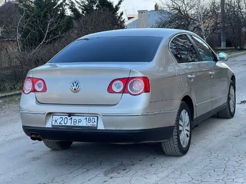 Продам автомобиль, volkswagen passat b6, 2.0 tdi, 2008 год, автомобиль в отличном состоянии, полностью обслужен, двигатель коробка в идеале, турбина работает хорошо, по ходовой части без нареканий, автомобиль вложений не требует, хорошая комплектация, новая резина, качественная музыка, с документами полный порядок, пробег 260 тыс. км. г. мариуполь. цена 695 000 руб торг, рассмотрю обмен. +79490908280 - фотография - 4