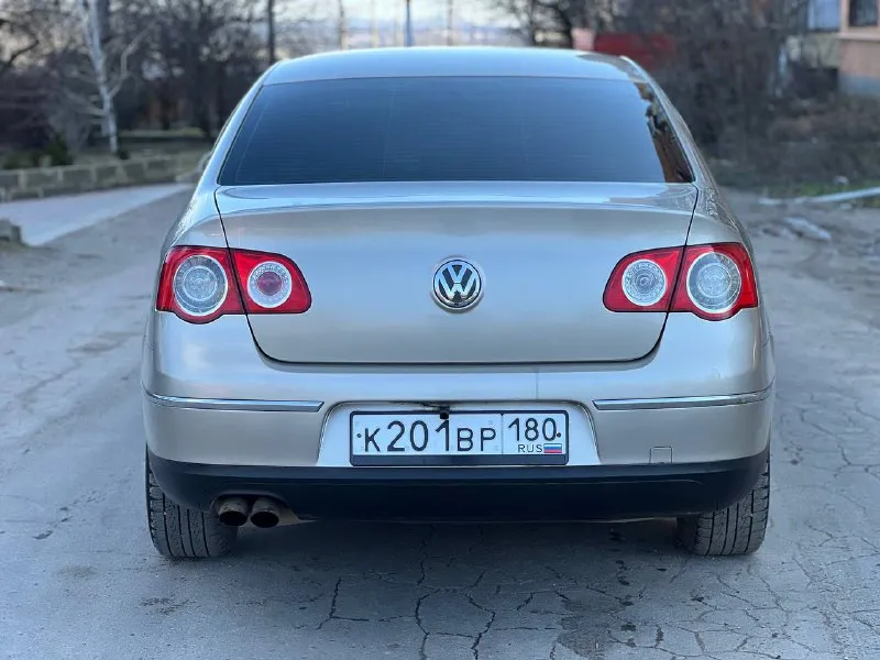 Продам автомобиль, volkswagen passat b6, 2.0 tdi, 2008 год, автомобиль в отличном состоянии, полностью обслужен, двигатель коробка в идеале, турбина работает хорошо, по ходовой части без нареканий, автомобиль вложений не требует, хорошая комплектация, новая резина, качественная музыка, с документами полный порядок, пробег 260 тыс. км. г. мариуполь. цена 695 000 руб торг, рассмотрю обмен. +79490908280 - фотография - 5