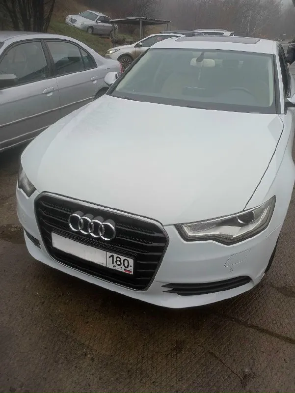 Цена:1.700.000р торг!! 📮 город: макеевка 🚘 марка / модель: audi a6 premium plus 📅 год выпуска:2012 📊 пробег:198.000 км ⛽ двигатель (тип, объем, ):бензин 2.0 🔧 тип кпп:автомат 📝 описание:. очень хорошая комплектация. полностью обслужена. один владелец, на автомобиле ездила девушка!! пригонялась 5 лет назад. новая зимняя резина. переоформление без проблем. ☎ контактный телефон +79497512735 никита 📞 звоните: +7(949)7512735 - фотография - 8