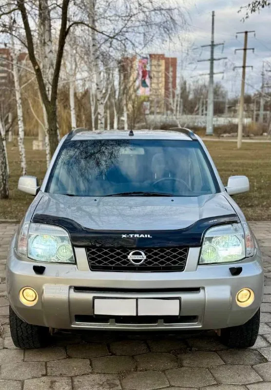 💪 nissan x-trail 💰цена: 850 000р 🏢город: мариуполь 📅год выпуска: 2005 🧾пробег: 183 596км. ⚙️двигатель: 2.0 ⛽топливо: бензин ⚙️кпп: автомат 4х4 📞 телефон: +7-949-727-41-51 +7-949-551-91-52 +7-989-263-55-56 💾 описание: ✅ настоящий японский джип с полным приводом. крепкий кузов без дефектов, коррозии и дтп, преимущественно в родной краске. ✅ надежный цепной двигатель в паре с классическим гидротрансформаторным автоматом и подключаемым полным приводом не имеет заводских недостатков, надежный и не прихотливый. ❄️/🔥 климатконтроль работает отлично, открывающаяся панорама, электро-зеркала с подогревом, полный электропакет, гур, abs, центральный замок, android магнитола с bluetooth и камерой заднего вида, литые диски на новой зимней резине. улица шевченко 269 ➕автомобиль с пройденным техническим осмотром и готов к переоформлению. 🏦 возможна продажа в кредит по двум документам. - фотография - 2