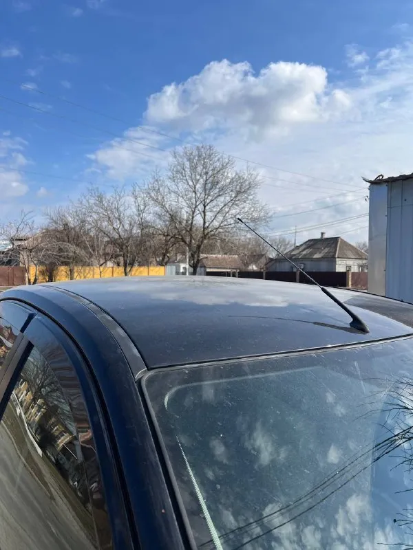 Продам ford focus 2 ghia год: 2007 пробег: 247 родной двигатель 1.8 бенз 125лс нареканий нет, едет классно, ходовая часть недавно обслужена, новые колодки тормозные диски, делать ничего не нужно, салон очень хорошо сохранился не затертый, кузов в очень достойном состоянии без гнили и коррозии, днище все целое! в дтп не был все крепления везде завод! полная комплектация ghia с двух-зонным климатом подогревами сидений, лобового, зеркал, стабилизация, дисковые тормоза вкруг, стеклоподьемники вкруг, подрулевое управление музыкой, эл. фары, птф, бортовик, стекло лобовое без трещин стоит заводское с обогревом! автомобиль уже на летней резине практически новой! на данный момент вложений не требует. документы чистые, птс оригинал! тех осмотр есть. торг есть цена: 545000р 📍мариуполь 📞+79496463727 - фотография - 6