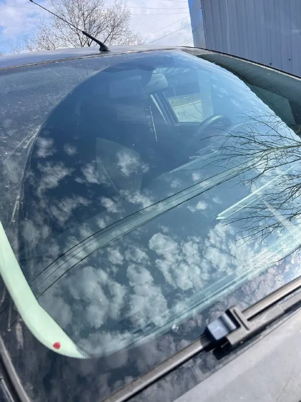 Продам ford focus 2 ghia год: 2007 пробег: 247 родной двигатель 1.8 бенз 125лс нареканий нет, едет классно, ходовая часть недавно обслужена, новые колодки тормозные диски, делать ничего не нужно, салон очень хорошо сохранился не затертый, кузов в очень достойном состоянии без гнили и коррозии, днище все целое! в дтп не был все крепления везде завод! полная комплектация ghia с двух-зонным климатом подогревами сидений, лобового, зеркал, стабилизация, дисковые тормоза вкруг, стеклоподьемники вкруг, подрулевое управление музыкой, эл. фары, птф, бортовик, стекло лобовое без трещин стоит заводское с обогревом! автомобиль уже на летней резине практически новой! на данный момент вложений не требует. документы чистые, птс оригинал! тех осмотр есть. торг есть цена: 545000р 📍мариуполь 📞+79496463727 - фотография - 7