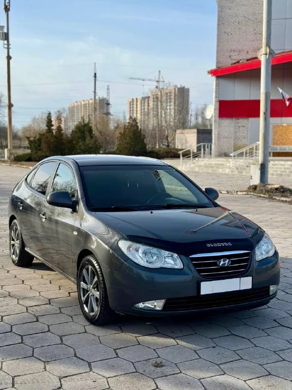 🇰🇵 hyundai elantra 💰цена: 660 000р 🏢город: мариуполь 📅год выпуска: 2006 🧾пробег: 185 294 км. ⚙️двигатель: 1.6 ⛽топливо: бензин ⚙️кпп: механика 📞 телефон: +7-949-727-41-51 +7-949-551-91-52 +7-989-263-55-56 💾 описание:. .. " style="background-image:url('//telegram. org/img/emoji/40/e29c85.png')">✅ южная эксплуатация ✅ техническая часть на 5+ ✅ подтвержденный пробег ❄️/🔥 климат-контроль, гур, abs, 2 airbag, подогрев сидений, кожаный мульти-руль, android магнитола с камерой заднего вида, птф, новая зимняя резина на литых дисках, сигнализация с обратной связью, два ключа. улица шевченко 2️⃣6️⃣9️⃣ ➕автомобиль с пройденным техническим осмотром и готов к переоформлению. 🏦 возможна продажа в кредит по двум документам. - фотография - 3