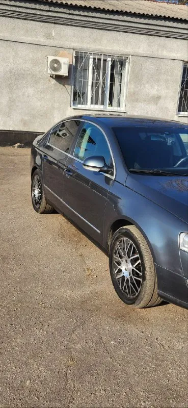 Цена 900000. город макеевка. volkswagen passat b6. год 2010. пробег 232075. двигатель 1.8 tsi. аккп dsg 7 ст. тел+7(949)-361-87-81. +7(949)-333-90-46. - фотография - 2