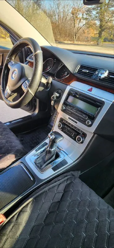 Цена 900000. город макеевка. volkswagen passat b6. год 2010. пробег 232075. двигатель 1.8 tsi. аккп dsg 7 ст. тел+7(949)-361-87-81. +7(949)-333-90-46. - фотография - 8