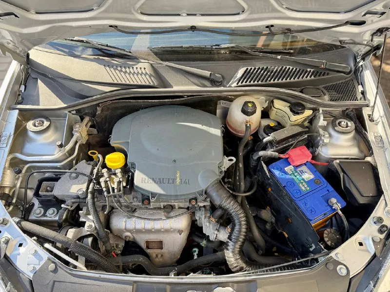 🇫🇷 renault symbol 💰цена: 450 000р 🏢город: мариуполь 📅год выпуска: 2008 🧾пробег: 192 751 км. ⚙️двигатель: 1.4 16v ⛽топливо: бензин ⚙️кпп: механика 📞 телефон: +7-949-551-91-52 +7-949-727-41-51 +7-989-263-55-56 💾 описание: ✅ 1 владелец, птс оригинал ✅ оцинкованный кузов ✅ турецкая сборка ✅ комплектация с кондиционером техническая часть в полном порядке. едет очень комфортно. двигатель 1.4 8-ми клапанный, очень резвый и надежный, бежит шикарно, коробка переключает идеально. салон в отличном состоянии, сигнализация. улица шевченко 2️⃣9️⃣6️⃣ ➕автомобиль с пройденным техническим осмотром и готов к переоформлению. 🏦 возможна продажа в кредит по двум документам. - фотография - 7