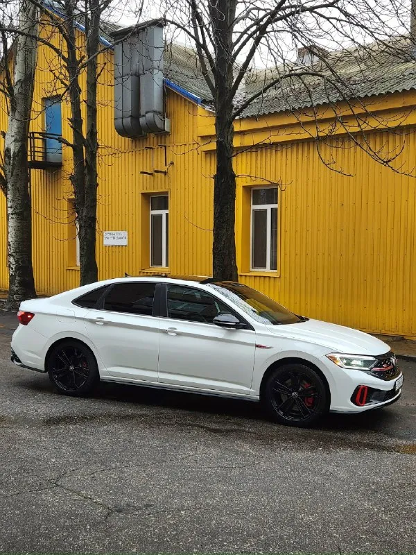 Предлагаю вам заряженную версию в максимальной комплектации vоlkswаgеn jеttа 2.0 gli аutоbаhn 2022 г... - фотография