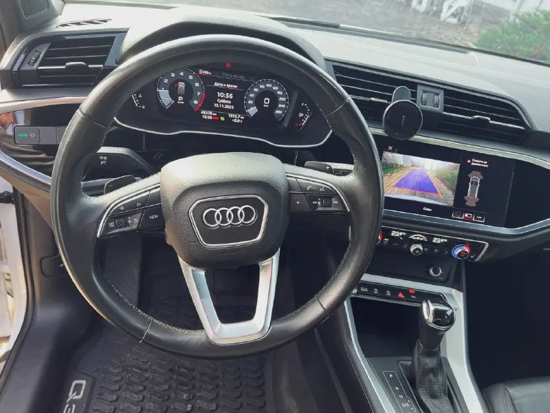 Продаю❗❗❗ audi q3 s-line 9 месяц 2020 года выпуска. модельный ряд 2021. двигатель 2 литра турбо(230 лошадей) на полном приводе! 50 т. км пробега, с полным электропакетом, датчики света, дождя(в общем все для комфортной езды есть)! вся в родной краске без повреждений по кузову, было разбито стекло крышки багажника и заменено на оригинальное(покупал в автосалоне в грузии за 750$) машина в идеальном состоянии продаю в связи покупкой другого автомобиля цена 3млн рублей. возможен торг тел +79494036257 📞 звоните: +7(949)4036257 - фотография - 4