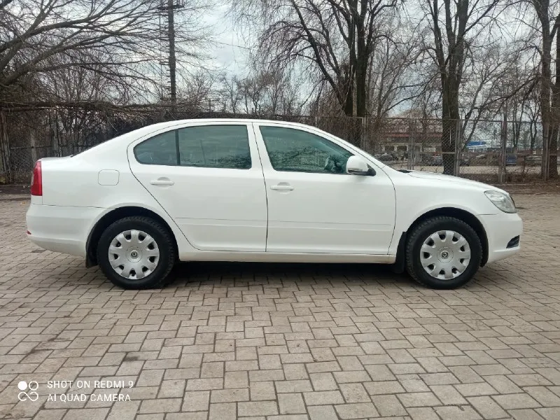 Продам skoda octavia a5, 1.4 механика. 2010г. пробег 215000т, авто в очень хорошем состоянии, я собственник. осмотр донецк. цена 810000т. все интересующие вопросы по +79494295616 +79850737065 @dmitriisb1 📞 звоните: +7(949)4295616 - фотография - 5