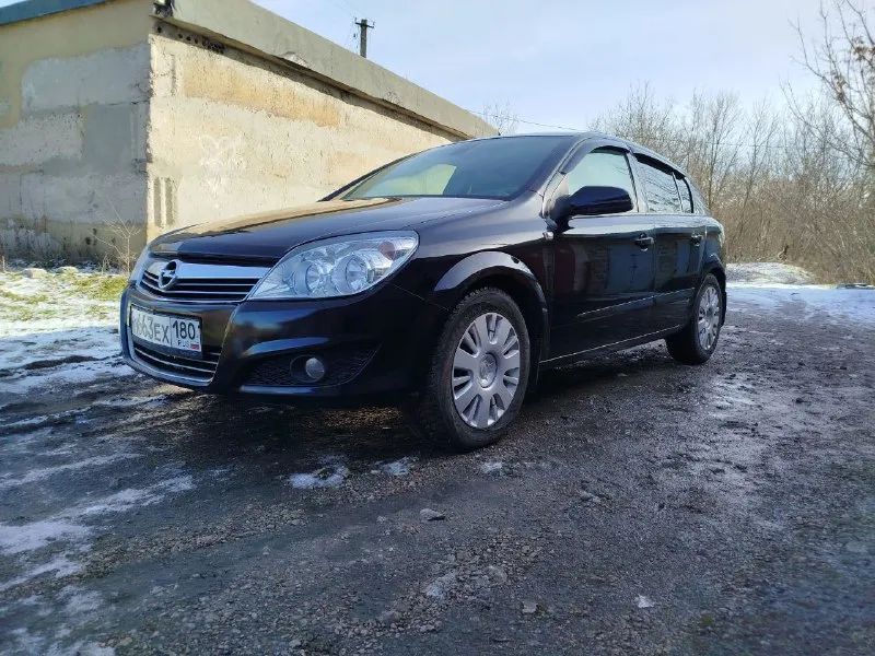 Продам opel astra h 2009 года выпуска. в отличном состоянии. двигатель 1.6, коробка механика. устано... - фотография