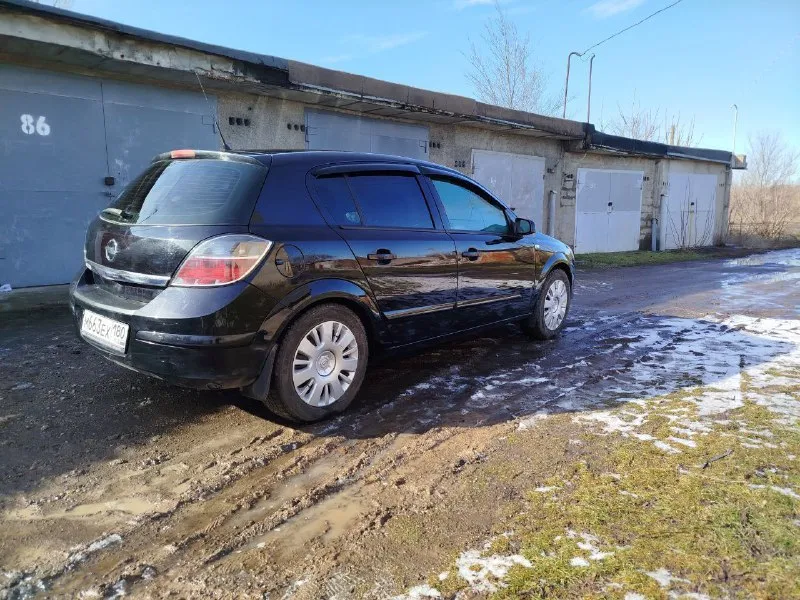 Продам opel astra h 2009 года выпуска. в отличном состоянии. двигатель 1.6, коробка механика. установлено евро-4, вписано в техпаспорт. машина полностью обслужена, вложений не требует. вся в заводском окрасе(кроме переднего бампера и переднего правого крыла) техосмотр пройден. диагностическая карта на руках. комплект летней резины на титанах в придачу. цена 590 тыс. руб. донецк. тел. +7(949)068-09-20 📲 tg: @darina_dorokhina 📞 звоните: +7(949)0680920 - фотография - 3