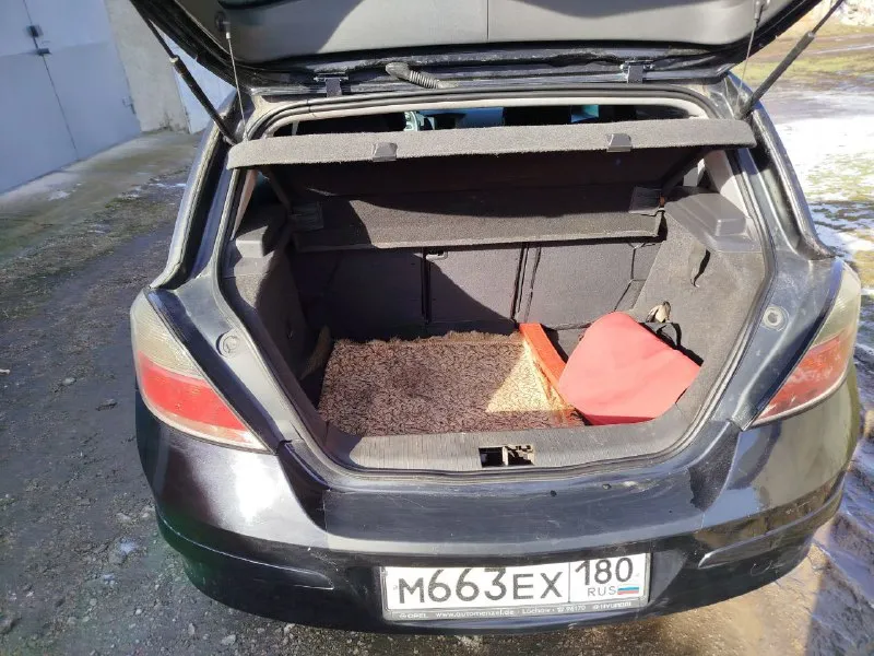 Продам opel astra h 2009 года выпуска. в отличном состоянии. двигатель 1.6, коробка механика. установлено евро-4, вписано в техпаспорт. машина полностью обслужена, вложений не требует. вся в заводском окрасе(кроме переднего бампера и переднего правого крыла) техосмотр пройден. диагностическая карта на руках. комплект летней резины на титанах в придачу. цена 590 тыс. руб. донецк. тел. +7(949)068-09-20 📲 tg: @darina_dorokhina 📞 звоните: +7(949)0680920 - фотография - 6