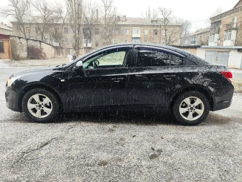 Chevrolet cruze
2013
1.6 (109Л. С. )
Кпп- механика.
Пробег- 229.000 км.
1 Хозяин.
Кузов ровный, без вмятин, царапин, рыжиков, в родном окрасе!
Расход- 6/7 литров на 100 км.
Техника в отличном состоянии!
Салон как новый, был в чехлах!
Центральный замок.
Усилитель руля.
Сигнализация.
4 Эл. Стекла.
Эл. Зеркала с подогревом.
Подогрев сидений.
Кожаный мультируль.
Штатная магнитола, aux.
Легкосплавные диски r16.
Бортовой компьютер.
Airbag.
Abs.
Кондиционер.
2 Комплекта ключей.
Юридически чистый!
Г. Енакиево.
Цена: 760.000 руб.
Тел: +79496462713
📲 Tg: максим
📞 Звоните: +7(949)6462713 - фотография - 7