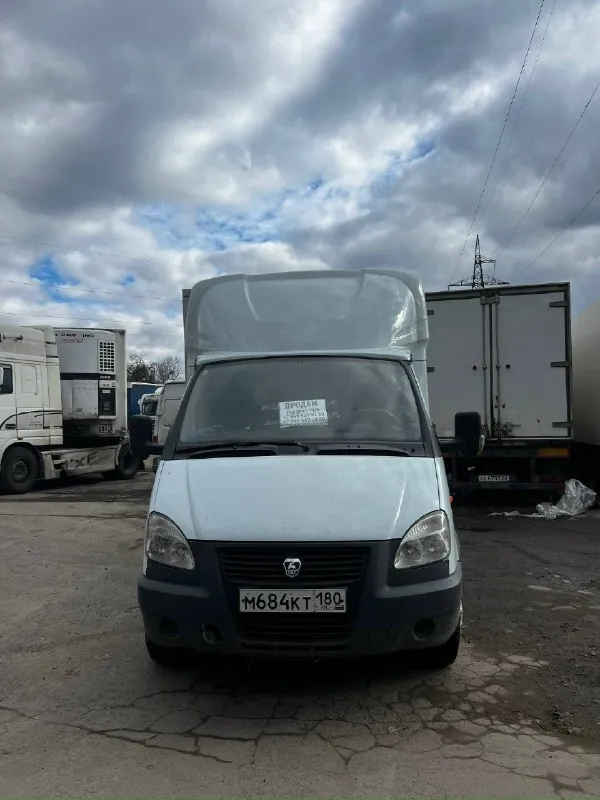 Продам газель 2013 г. мотор инжектор газ бензин. будка 4 м. установлен рефрижератор на -+. резина за... - фотография