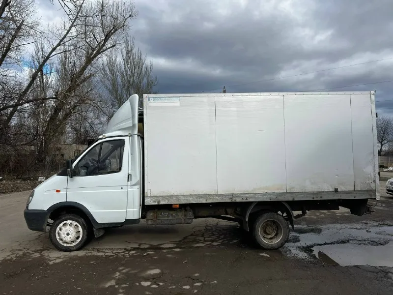 Продам газель 2013 г. мотор инжектор газ бензин. будка 4 м. установлен рефрижератор на -+. резина зад новые. коробка сцепление новые. документы в порядке, оформлен на меня. цена 1🍋. осмотр г. донецк мкр. текстильщик. 89494599150 📞 звоните: +7(949)4599150 - фотография - 2