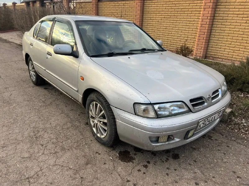Продам nissan примера 1998 года 1.8 бензин на механике, кузов целый не гнилой, дно пороги целые, хорошая музыка, мотор после полного капельного ремонта, авто сел и поехал куда угудно, по технике вся обслужена вложений не требует по кузову есть жизненные моменты ничего критичного, продажа от хозяина цена 235₽ луганск +79591905053 📞 звоните: +7(959)1905053 - фотография - 2