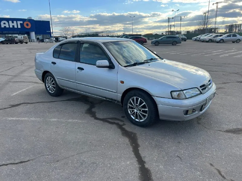 Продам nissan примера 1998 года 1.8 бензин на механике, кузов целый не гнилой, дно пороги целые, хорошая музыка, мотор после полного капельного ремонта, авто сел и поехал куда угудно, по технике вся обслужена вложений не требует по кузову есть жизненные моменты ничего критичного, продажа от хозяина цена 235₽ луганск +79591905053 📞 звоните: +7(959)1905053 - фотография - 5
