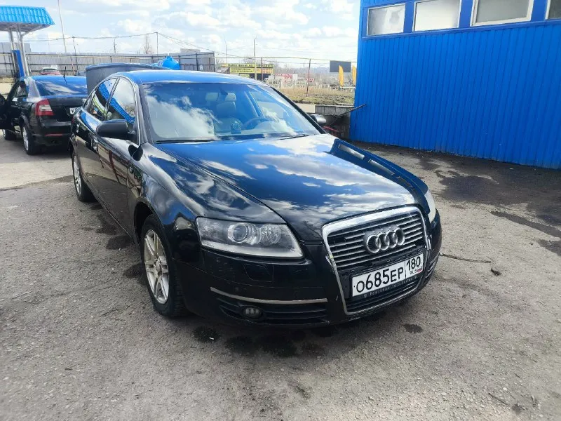 Г. донецк audi a6 c6 quattro 2005 год ❗️ 3.0 акпп полный привод 💪️ самый надежный мотор, атмосферный, на ремне, доналог✅ чугунный блок, никаких задиров и расхода масла. масло не расходует, не дымит, работает ровно по коробке без вопросов, переключает плавно без пинков и затупов, на спорте режиме летит как ураган подвеска мягкая и комфортная, без посторонних стуков полностью обслужена, куча заказ нарядов. по электрике работает все, каждая кнопка и система. максимальная комплектация ‼️ бесключевой доступ, адаптивный свет, круиз-контроль, подрулевые лепестки, подогрев сидений, электо-шторки, электро-ручник, система старт-стоп. аудиосистема с сабвуфером, достойное звучание. cd чейнджер. салон бежевая кожа. комфортные сиденья с электро-приводом и множеством регулировок. установлена сигнализация с меткой. так же блокировка кпп. кузовом надо заниматься техника 💣 цена 750 тыс без торга ❗️ цена 👍 +79493483692 (артур) 📞 звоните: +7(949)3483692 - фотография - 5