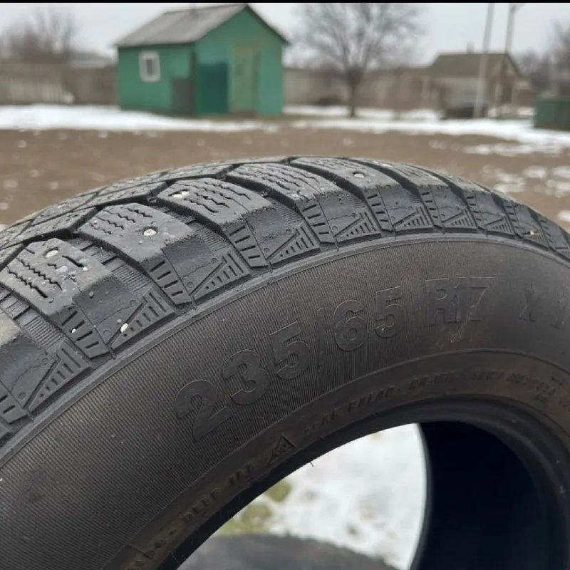 Продам резину 235/65r17 в хорошем состоянии цена 9000₽ находится в городе петровское, по всем вопросам писать или звонить на номер +79591893091 написать мне- https://vk. com/id686366525 📞 звоните: +7(959)1893091 - фотография - 3