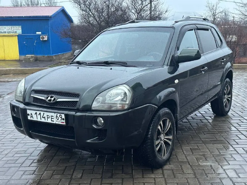 Продам hyundai tucson 2.0 бензин передний привод год выпуска 2008 коробка механика пробег 191000 тыс... - фотография