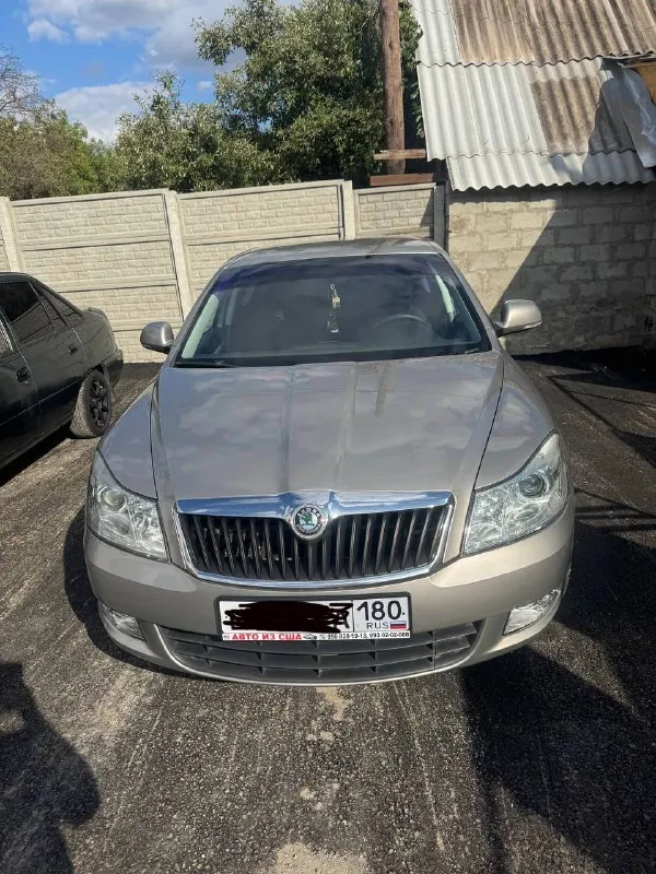 Продаю автомобиль skoda octavia 2010 года выпуска, с пробегом 200 000 километров. обьем двигателя со... - фотография