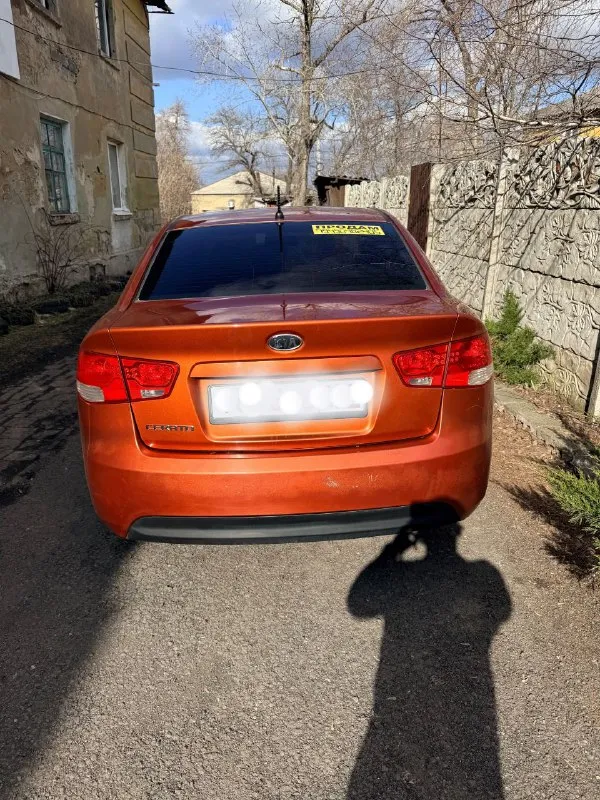 Kia cerato 2 1.6l 2009 г. Корейская сборка. Машина вся в заводском окрасе без дтп, капот частично в броне плёнке, с оригинальным пробегом 243 000 км. В достойном состоянии для своих лет. То проводилось вовремя. Эл. Зеркала с подогревом, гур, кондиционер ( заправлен и работает), мульти руль,4 эл. Стекло-ка. Ходовая не стучит, не скрипит всё отрабатывает как нужно, ухоженный салон. Установлены леды в фарах и линзованные туманки. Новая зимняя резина. Днище, пороги в идеале, без коррозии. Документы в порядке, пройден тех. Смотр, готова к переоформлению в мрэо. Собственник. 720 000 ₽ с лояльным торгом у авто. +79490482405
📞 Звоните: +7(949)0482405 - фотография - 7