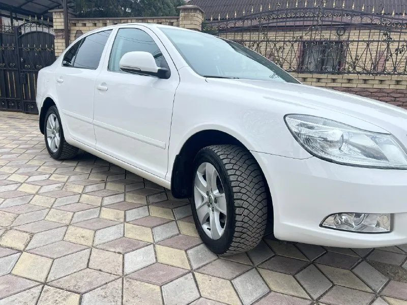 Skoda octavia 2012 года выпуска двигатель 1.6 mpi самый обычный коробка механика пробег 90000 км родного не смотаного без единого окраса любые проверки состояние нового автомобиля два ключа сигнализация с обратной с автозапуском и обратной связью зимняя резина все т. о проходила по регламенту цена 1 мл 180тысяч +7 (949) 520 5972. 📞 звоните: +7(949)5205972 - фотография - 2