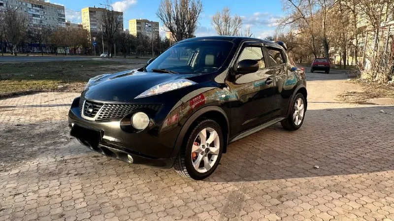 Продаже nissan juke, 2013 г. в. бензин, 1,6. коробка автомат, не вариатор! стоит с nissan tida. состояние отличное. ездила девочка, автомобиль управлялся аккуратно. заменены все расходники. два комплекта резины (зима и лето). разумный торг у капота. подробнее расскажу по телефону или при осмотре. автомобиль находится в мариуполе. цена 980000 ₽ +79496437234 📲 tg: @koba_fx37 📞 звоните: +7(949)6437234 - фотография - 9