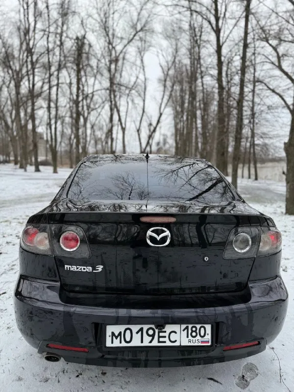Продам mazda 3🔥 год выпуска:2007🔥 пробег, км:180.000 🔥 модификация:1.6 ат 🔥 тип двигателя: газ/бензин🔥 коробка передач: автомат🔥 привод: передний🔥 тип кузова: седан🔥 koмплeктaция: flash edition🔥 цвет: черный🔥 продажа автомобиля от собственника. автомобиль в богатой комплектации и в ухоженном состоянии. таких хозяйских машин осталось малость. машина на полном ходу, не требует никаких вложений от слова совсем. мотор в идеальном состоянии, не троит, не дымит, не имеет каких либо посторонних звуков, работает идеально как на газу так и не бензине. под капотом ничего не намывал, не подготавливал, чтобы было видно, что мотор сухой, без каких-либо потёков aкпп-в идеальном состоянии, плавность переключения передач, отсутствие рывков и корректность работы в разных режимах. ходовая-мягкая, ничего не стучит, не тарабанит, всё что нужно было - поменяно так же имеется видео, по просьбе отправлю для более лучшего осмотра авто цена 549.999 тысяч возможен пригон по договоренности возможен пригон по договоренности возможен обмен +79495752024 - фотография - 5