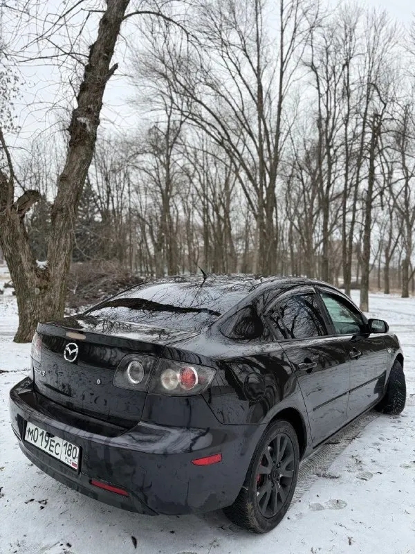 Продам mazda 3🔥 год выпуска:2007🔥 пробег, км:180.000 🔥 модификация:1.6 ат 🔥 тип двигателя: газ/бензин🔥 коробка передач: автомат🔥 привод: передний🔥 тип кузова: седан🔥 koмплeктaция: flash edition🔥 цвет: черный🔥 продажа автомобиля от собственника. автомобиль в богатой комплектации и в ухоженном состоянии. таких хозяйских машин осталось малость. машина на полном ходу, не требует никаких вложений от слова совсем. мотор в идеальном состоянии, не троит, не дымит, не имеет каких либо посторонних звуков, работает идеально как на газу так и не бензине. под капотом ничего не намывал, не подготавливал, чтобы было видно, что мотор сухой, без каких-либо потёков aкпп-в идеальном состоянии, плавность переключения передач, отсутствие рывков и корректность работы в разных режимах. ходовая-мягкая, ничего не стучит, не тарабанит, всё что нужно было - поменяно так же имеется видео, по просьбе отправлю для более лучшего осмотра авто цена 549.999 тысяч возможен пригон по договоренности возможен пригон по договоренности возможен обмен +79495752024 - фотография - 6