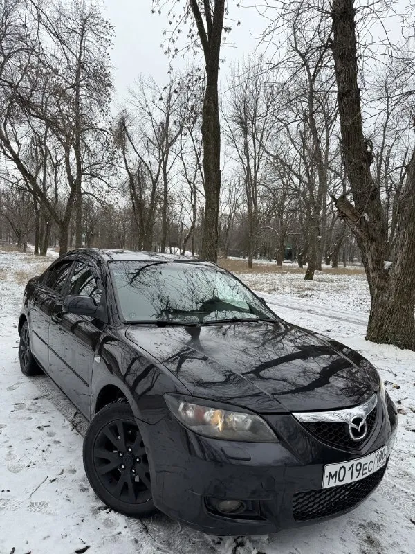 Продам mazda 3🔥 год выпуска:2007🔥 пробег, км:180.000 🔥 модификация:1.6 ат 🔥 тип двигателя: газ/бензин🔥 коробка передач: автомат🔥 привод: передний🔥 тип кузова: седан🔥 koмплeктaция: flash edition🔥 цвет: черный🔥 продажа автомобиля от собственника. автомобиль в богатой комплектации и в ухоженном состоянии. таких хозяйских машин осталось малость. машина на полном ходу, не требует никаких вложений от слова совсем. мотор в идеальном состоянии, не троит, не дымит, не имеет каких либо посторонних звуков, работает идеально как на газу так и не бензине. под капотом ничего не намывал, не подготавливал, чтобы было видно, что мотор сухой, без каких-либо потёков. aкпп-в идеальном состоянии, плавность переключения передач, отсутствие рывков и корректность работы в разных режимах. ходовая-мягкая, ничего не стучит, не тарабанит, всё что нужно было - поменяно. так же имеется видео, по просьбе отправлю для более лучшего осмотра авто. цена:549.999 тысяч возможен пригон по договоренности. возможен обмен. номер для связи:+79495752024 - фотография - 10
