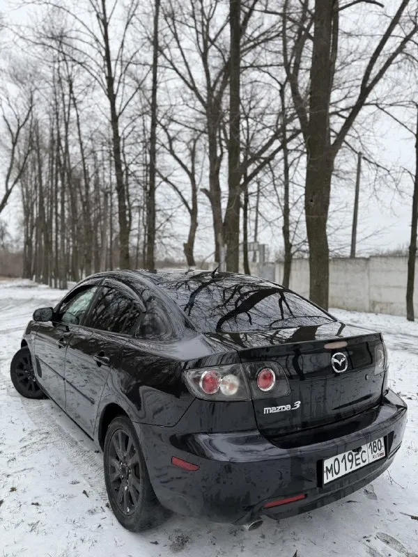 Продам mazda 3🔥 год выпуска:2007🔥 пробег, км:180.000 🔥 модификация:1.6 ат 🔥 тип двигателя: газ/бензин🔥 коробка передач: автомат🔥 привод: передний🔥 тип кузова: седан🔥 koмплeктaция: flash edition🔥 цвет: черный🔥 продажа автомобиля от собственника. автомобиль в богатой комплектации и в ухоженном состоянии. таких хозяйских машин осталось малость. машина на полном ходу, не требует никаких вложений от слова совсем. мотор в идеальном состоянии, не троит, не дымит, не имеет каких либо посторонних звуков, работает идеально как на газу так и не бензине. под капотом ничего не намывал, не подготавливал, чтобы было видно, что мотор сухой, без каких-либо потёков. aкпп-в идеальном состоянии, плавность переключения передач, отсутствие рывков и корректность работы в разных режимах. ходовая-мягкая, ничего не стучит, не тарабанит, всё что нужно было - поменяно. так же имеется видео, по просьбе отправлю для более лучшего осмотра авто. цена:549.999 тысяч возможен пригон по договоренности. возможен обмен. номер для связи:+79495752024 - фотография - 6