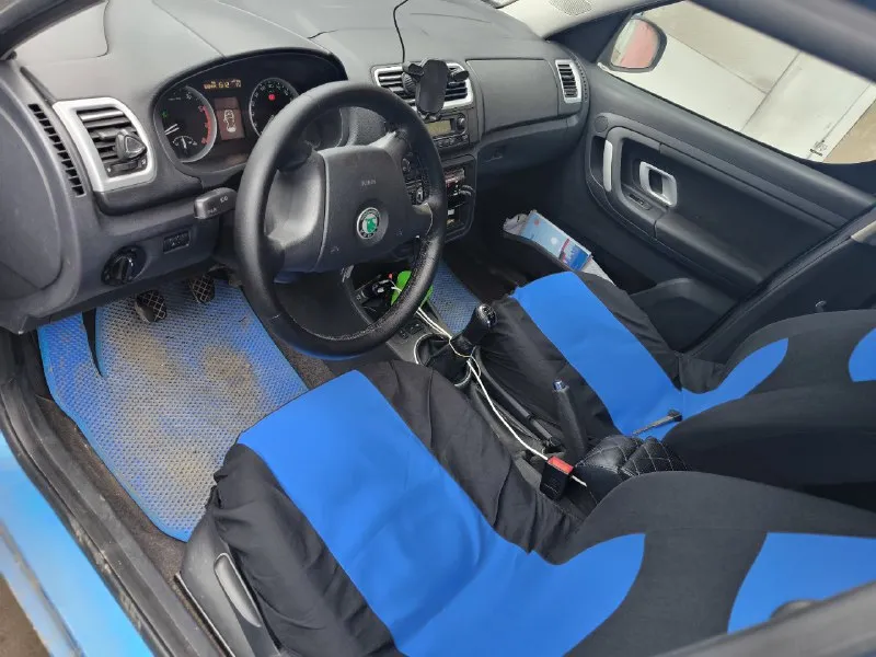 Продаю в донецке днр skoda румстер 1,6 двигатель мкпп, 2008 год. климат заправлен и работает, стоит новый радиатор кондиционера. пробег 325 тыс км, двигатель масло не есть, по кузову есть куда приложить руки ( не надо думать что машина в идеале). летняя резина баллоны есть в наличии. я владелец, оформление без проблем. цена 350 к. +79493882902 📞 звоните: +7(949)3882902 - фотография - 6