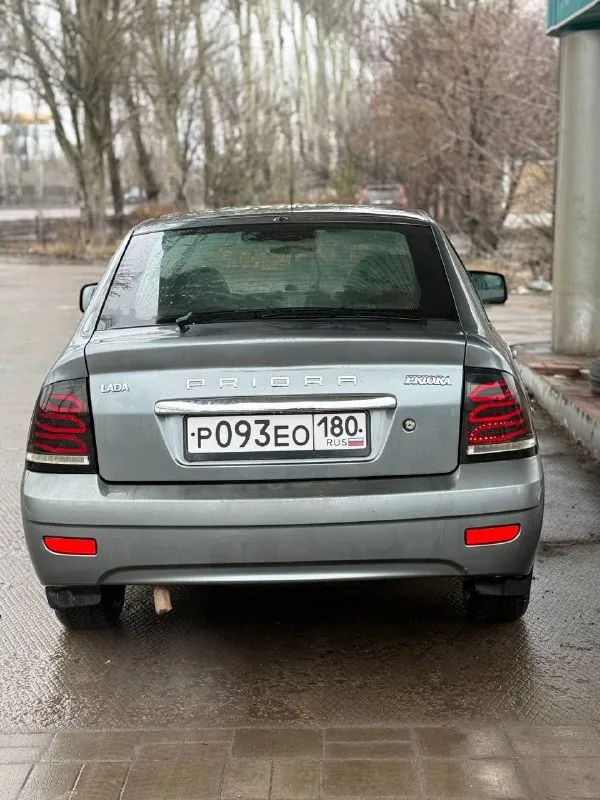 Продам ваз 2172 ( приора) хетчбек. 2011г. в. кондиционер, эур. двигатель 21126, поршня от 124 ( клапана не гнет ). мотор после капремонта, работает отлично, не дымит, не троит, едет бодро, гидрики не стучат вообще. коробка 5ст. не хрустит, не выбивает, передачи вкл. мягко. ходовка обслужена, стойки ss20. сделан развал схождение. новая резина ( липучка). сигнализация starline с автозапуском. электростеклоподъемники, электрозеркала. электрика работает. печка греет. салон опрятный, не затертый. дно не гнилое, в хорошем состоянии. машина во вложениях не нуждается, красить- варить ничего не надо, по техничке тоже все ок, сел и поехал. в дороге не подводила. регистрация местная, не пригон с рф. один владелец по рф птс. осмотр г. горловка ( центр). цена 350₽. торг. +79493236024 +79490483870 - фотография - 5