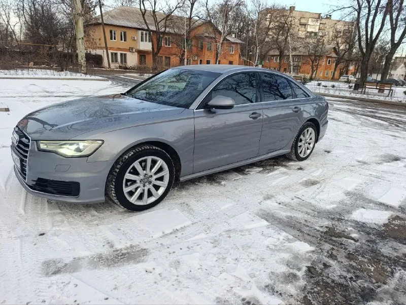 Продам audi а6 с7 рестайлинг, 2015 год, 1.8tfsi коробка 7ст автомат. пробег 205600км машина полность... - фотография
