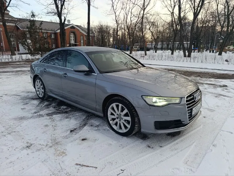 Продам audi а6 с7 рестайлинг, 2015 год, 1.8tfsi коробка 7ст автомат. пробег 205600км машина полностью обслужена, в родном окрасе. собственник. цена 1.960.000р торг для покупателя. номер +79280435452 📞 звоните: +7(928)0435452 - фотография - 4