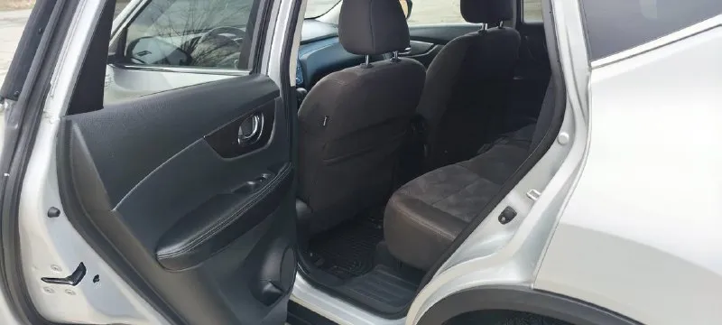 Nissan rogue год 2015 один хозяин пробег 57 700 миль/92800км оригинал 💯% двигатель 2.5 атмосфера цепной полный привод в жирной комплектации в очень хорошем состоянии цена 1 650 000₽ +79493442670 📲 tg: @sssuusy 📞 звоните: +7(949)3442670 - фотография - 9